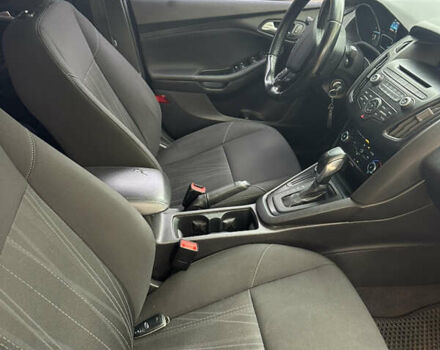 Чорний Форд Фокус, об'ємом двигуна 2 л та пробігом 260 тис. км за 8600 $, фото 6 на Automoto.ua