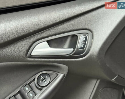 Черный Форд Фокус, объемом двигателя 2.02 л и пробегом 206 тыс. км за 6699 $, фото 34 на Automoto.ua