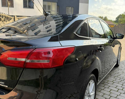 Чорний Форд Фокус, об'ємом двигуна 2 л та пробігом 183 тис. км за 8250 $, фото 19 на Automoto.ua