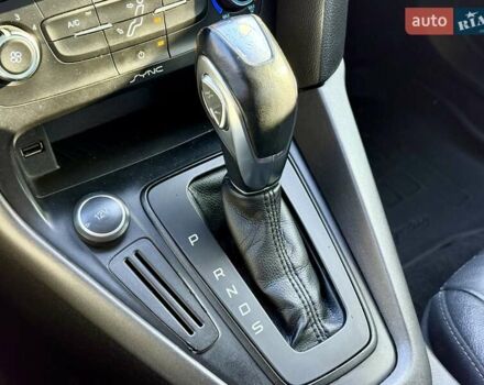 Черный Форд Фокус, объемом двигателя 2 л и пробегом 210 тыс. км за 7800 $, фото 16 на Automoto.ua