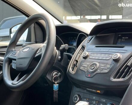 Чорний Форд Фокус, об'ємом двигуна 2 л та пробігом 157 тис. км за 8290 $, фото 3 на Automoto.ua