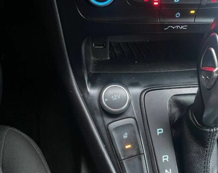 Черный Форд Фокус, объемом двигателя 2 л и пробегом 147 тыс. км за 7500 $, фото 12 на Automoto.ua