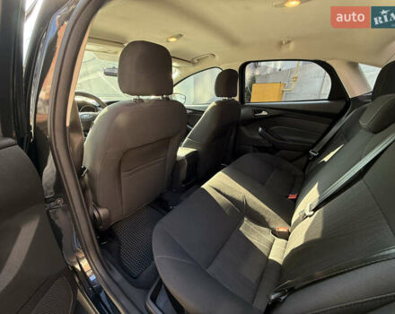 Чорний Форд Фокус, об'ємом двигуна 2 л та пробігом 183 тис. км за 8250 $, фото 24 на Automoto.ua