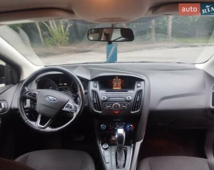 Черный Форд Фокус, объемом двигателя 2 л и пробегом 246 тыс. км за 7300 $, фото 7 на Automoto.ua