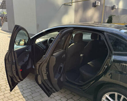 Чорний Форд Фокус, об'ємом двигуна 2 л та пробігом 183 тис. км за 8250 $, фото 11 на Automoto.ua