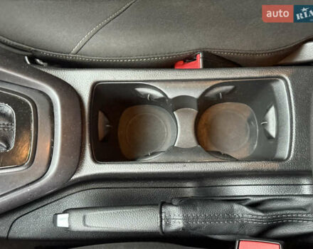 Черный Форд Фокус, объемом двигателя 2.02 л и пробегом 206 тыс. км за 6699 $, фото 42 на Automoto.ua