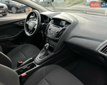 Чорний Форд Фокус, об'ємом двигуна 2 л та пробігом 121 тис. км за 9200 $, фото 28 на Automoto.ua