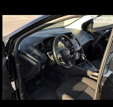 Черный Форд Фокус, объемом двигателя 2 л и пробегом 190 тыс. км за 11000 $, фото 10 на Automoto.ua