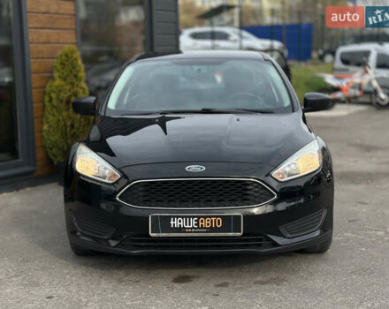 Чорний Форд Фокус, об'ємом двигуна 2 л та пробігом 121 тис. км за 9200 $, фото 5 на Automoto.ua