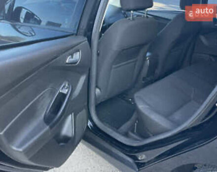 Чорний Форд Фокус, об'ємом двигуна 2 л та пробігом 220 тис. км за 6999 $, фото 5 на Automoto.ua