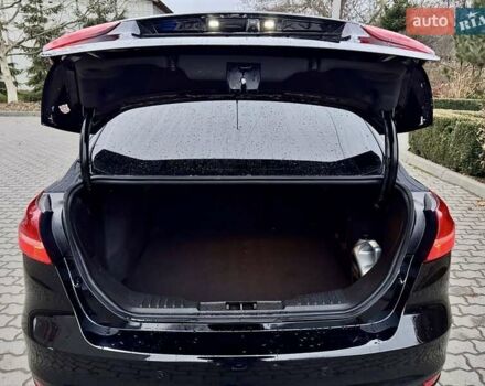 Черный Форд Фокус, объемом двигателя 2 л и пробегом 120 тыс. км за 7750 $, фото 12 на Automoto.ua