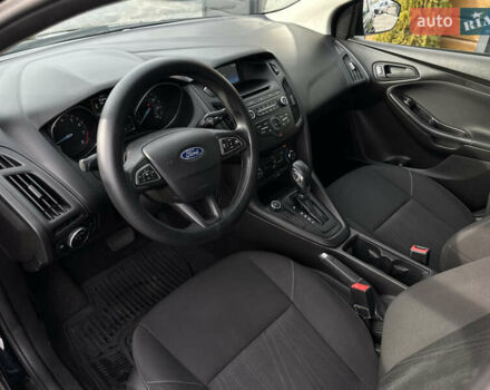 Чорний Форд Фокус, об'ємом двигуна 2 л та пробігом 121 тис. км за 9200 $, фото 27 на Automoto.ua