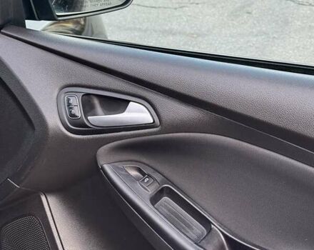 Черный Форд Фокус, объемом двигателя 2 л и пробегом 165 тыс. км за 7800 $, фото 13 на Automoto.ua