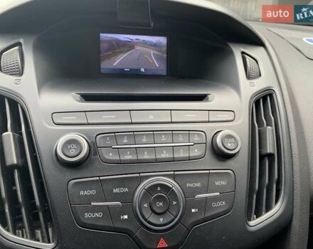 Черный Форд Фокус, объемом двигателя 2 л и пробегом 176 тыс. км за 8500 $, фото 13 на Automoto.ua