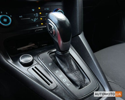 Черный Форд Фокус, объемом двигателя 2 л и пробегом 162 тыс. км за 8700 $, фото 13 на Automoto.ua