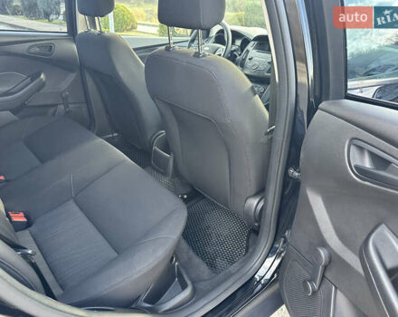 Черный Форд Фокус, объемом двигателя 2 л и пробегом 138 тыс. км за 8500 $, фото 22 на Automoto.ua