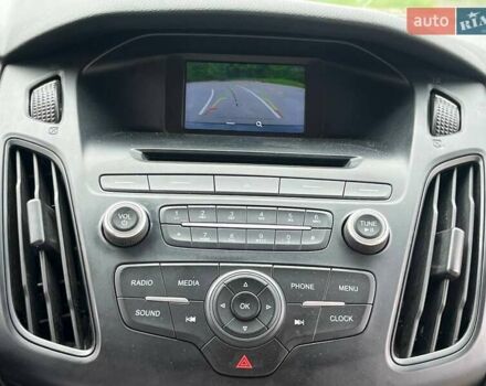 Черный Форд Фокус, объемом двигателя 2 л и пробегом 223 тыс. км за 7500 $, фото 13 на Automoto.ua