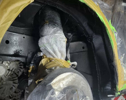 Чорний Форд Фокус, об'ємом двигуна 2 л та пробігом 154 тис. км за 9300 $, фото 14 на Automoto.ua