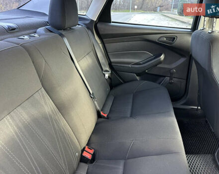 Черный Форд Фокус, объемом двигателя 2 л и пробегом 138 тыс. км за 8500 $, фото 26 на Automoto.ua