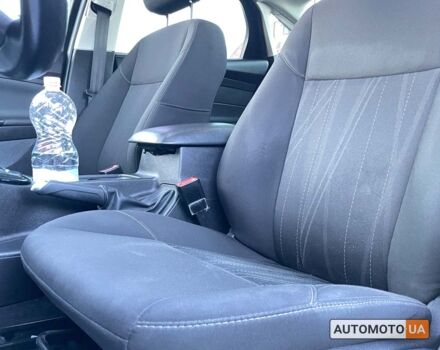 Чорний Форд Фокус, об'ємом двигуна 2 л та пробігом 76 тис. км за 10800 $, фото 10 на Automoto.ua