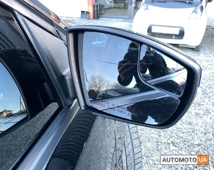 Чорний Форд Фокус, об'ємом двигуна 2 л та пробігом 76 тис. км за 10800 $, фото 18 на Automoto.ua