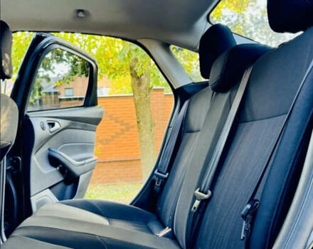 Черный Форд Фокус, объемом двигателя 2 л и пробегом 97 тыс. км за 8300 $, фото 9 на Automoto.ua