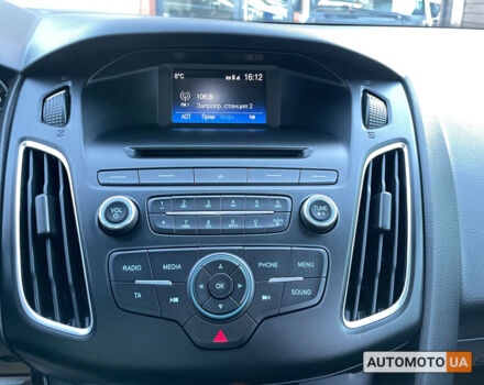 Чорний Форд Фокус, об'ємом двигуна 2 л та пробігом 76 тис. км за 10800 $, фото 14 на Automoto.ua