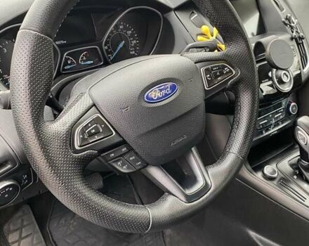 Черный Форд Фокус, объемом двигателя 2 л и пробегом 190 тыс. км за 9600 $, фото 6 на Automoto.ua