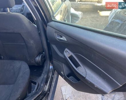 Черный Форд Фокус, объемом двигателя 2 л и пробегом 70 тыс. км за 5250 $, фото 7 на Automoto.ua