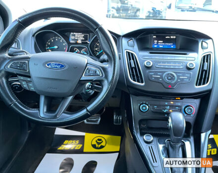 Чорний Форд Фокус, об'ємом двигуна 2 л та пробігом 76 тис. км за 10800 $, фото 16 на Automoto.ua