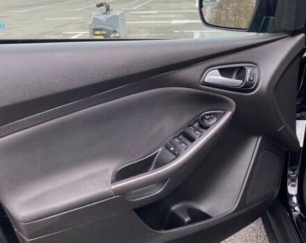 Черный Форд Фокус, объемом двигателя 2 л и пробегом 190 тыс. км за 9600 $, фото 7 на Automoto.ua