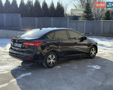 Чорний Форд Фокус, об'ємом двигуна 2 л та пробігом 145 тис. км за 6899 $, фото 4 на Automoto.ua