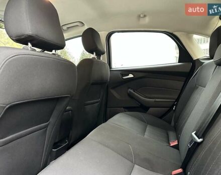 Черный Форд Фокус, объемом двигателя 2 л и пробегом 98 тыс. км за 9600 $, фото 13 на Automoto.ua