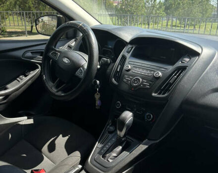 Чорний Форд Фокус, об'ємом двигуна 2 л та пробігом 214 тис. км за 8200 $, фото 6 на Automoto.ua