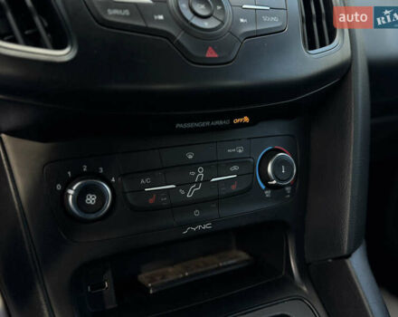 Черный Форд Фокус, объемом двигателя 2 л и пробегом 91 тыс. км за 9800 $, фото 12 на Automoto.ua