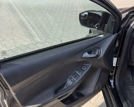 Чорний Форд Фокус, об'ємом двигуна 2 л та пробігом 199 тис. км за 8150 $, фото 9 на Automoto.ua