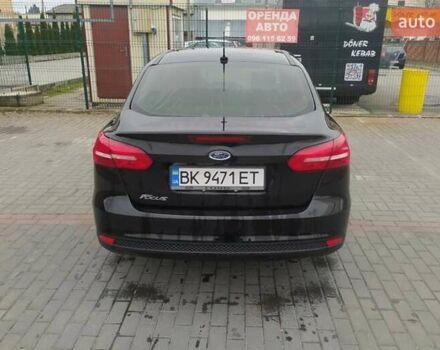Чорний Форд Фокус, об'ємом двигуна 2 л та пробігом 120 тис. км за 10100 $, фото 6 на Automoto.ua