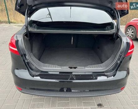 Чорний Форд Фокус, об'ємом двигуна 2 л та пробігом 196 тис. км за 6500 $, фото 3 на Automoto.ua