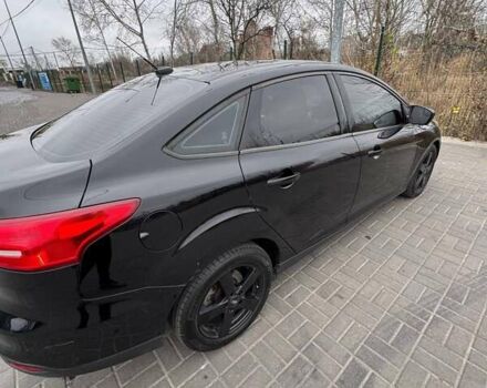 Чорний Форд Фокус, об'ємом двигуна 2 л та пробігом 196 тис. км за 6500 $, фото 57 на Automoto.ua