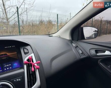 Чорний Форд Фокус, об'ємом двигуна 2 л та пробігом 196 тис. км за 6500 $, фото 16 на Automoto.ua