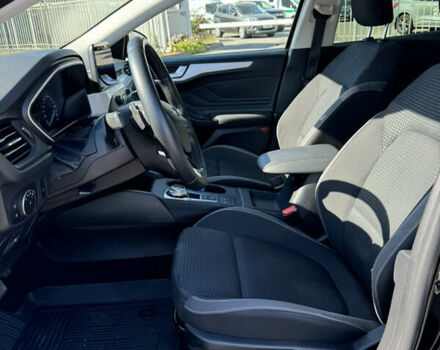 Черный Форд Фокус, объемом двигателя 1 л и пробегом 62 тыс. км за 15900 $, фото 12 на Automoto.ua