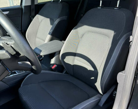 Черный Форд Фокус, объемом двигателя 1 л и пробегом 62 тыс. км за 15900 $, фото 13 на Automoto.ua