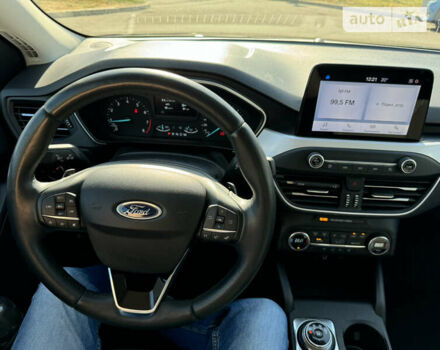 Черный Форд Фокус, объемом двигателя 1 л и пробегом 62 тыс. км за 15900 $, фото 27 на Automoto.ua