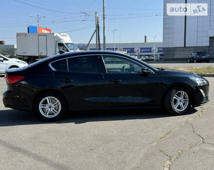 Черный Форд Фокус, объемом двигателя 1 л и пробегом 62 тыс. км за 15900 $, фото 7 на Automoto.ua