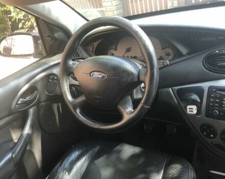 Черный Форд Фокус, объемом двигателя 1.8 л и пробегом 460 тыс. км за 3400 $, фото 7 на Automoto.ua