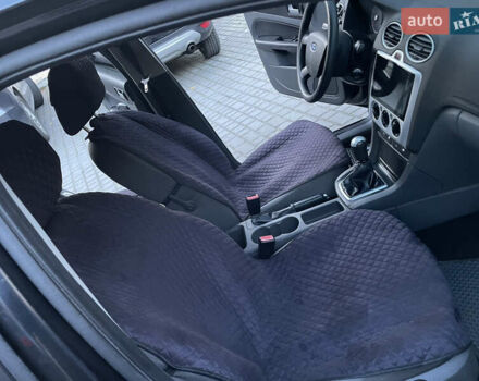 Чорний Форд Фокус, об'ємом двигуна 1.6 л та пробігом 294 тис. км за 4300 $, фото 32 на Automoto.ua