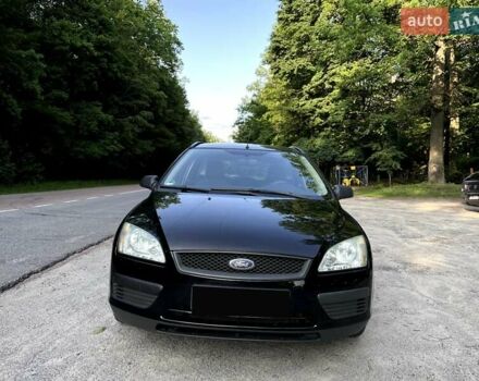 Черный Форд Фокус, объемом двигателя 1.6 л и пробегом 212 тыс. км за 5100 $, фото 1 на Automoto.ua