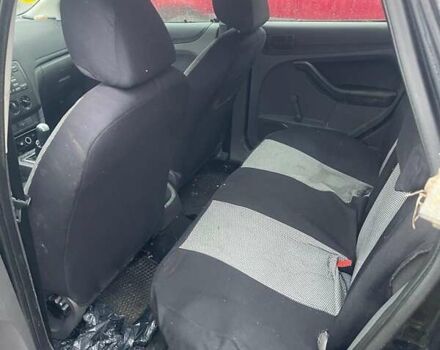 Чорний Форд Фокус, об'ємом двигуна 1.6 л та пробігом 220 тис. км за 1500 $, фото 3 на Automoto.ua