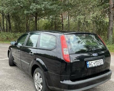 Черный Форд Фокус, объемом двигателя 1.6 л и пробегом 260 тыс. км за 3800 $, фото 1 на Automoto.ua
