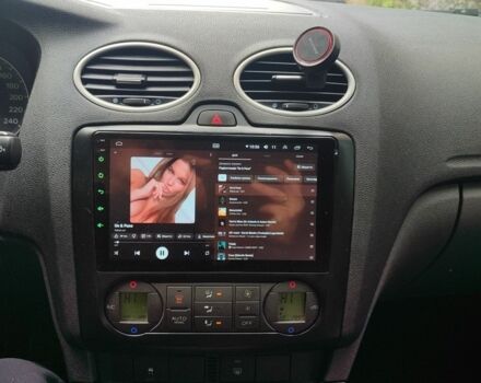 Чорний Форд Фокус, об'ємом двигуна 1.6 л та пробігом 250 тис. км за 4299 $, фото 21 на Automoto.ua